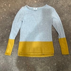 Old Navy small light sweater